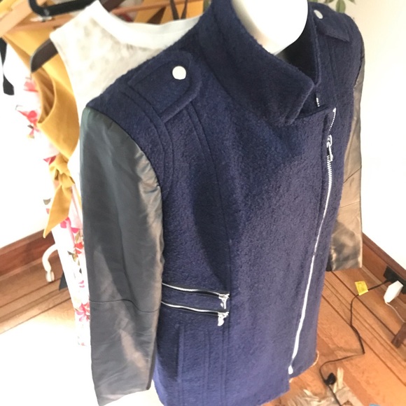 Calvin Klein jacket - Picture 2 of 7